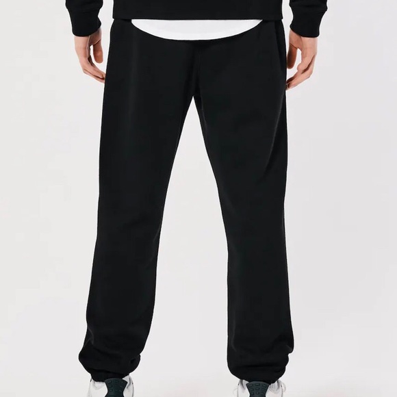 NWT: HOLLISTER RELAXED LOGO GRAPHIC SWEATPANTS NEW - Picture 5 of 6